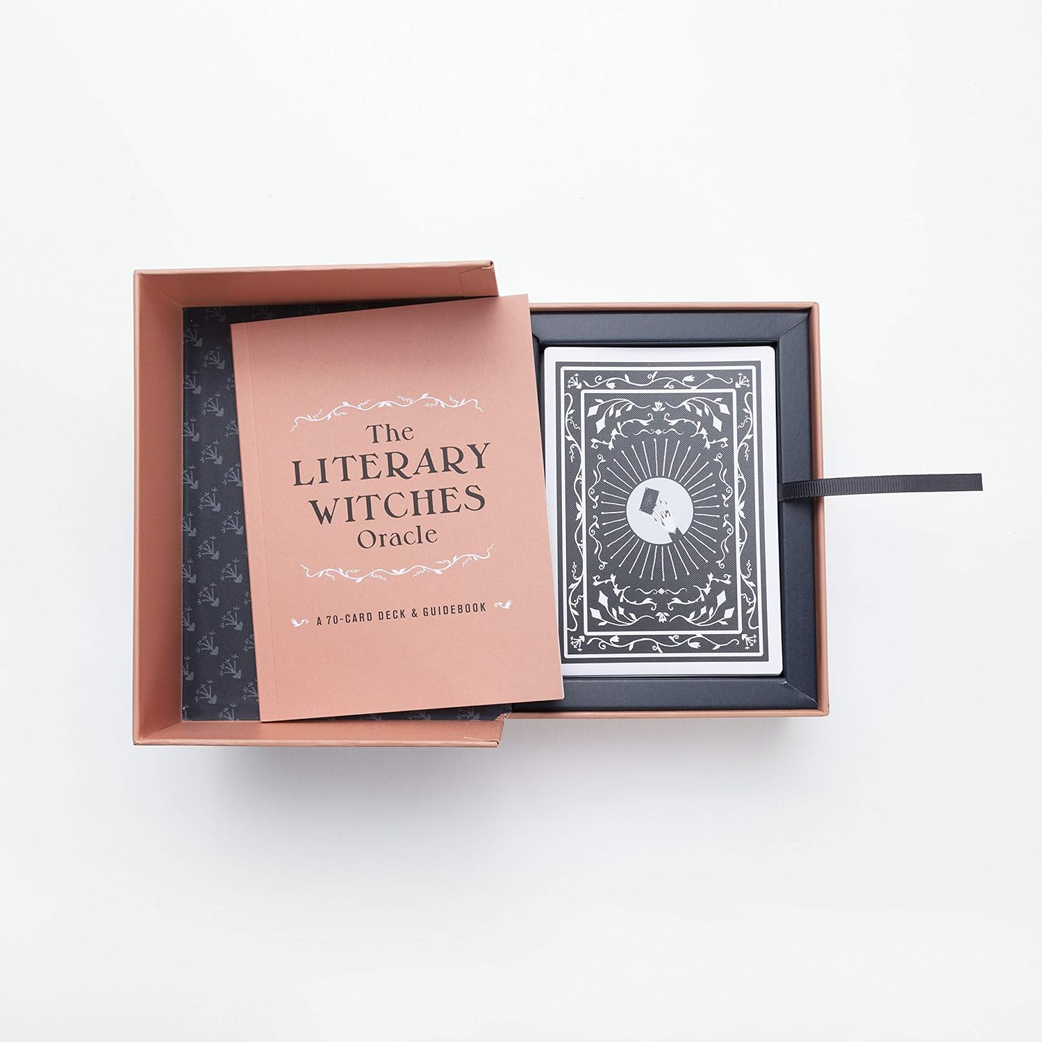 The Literary Witches Oracle, Cartas – Edición Original
